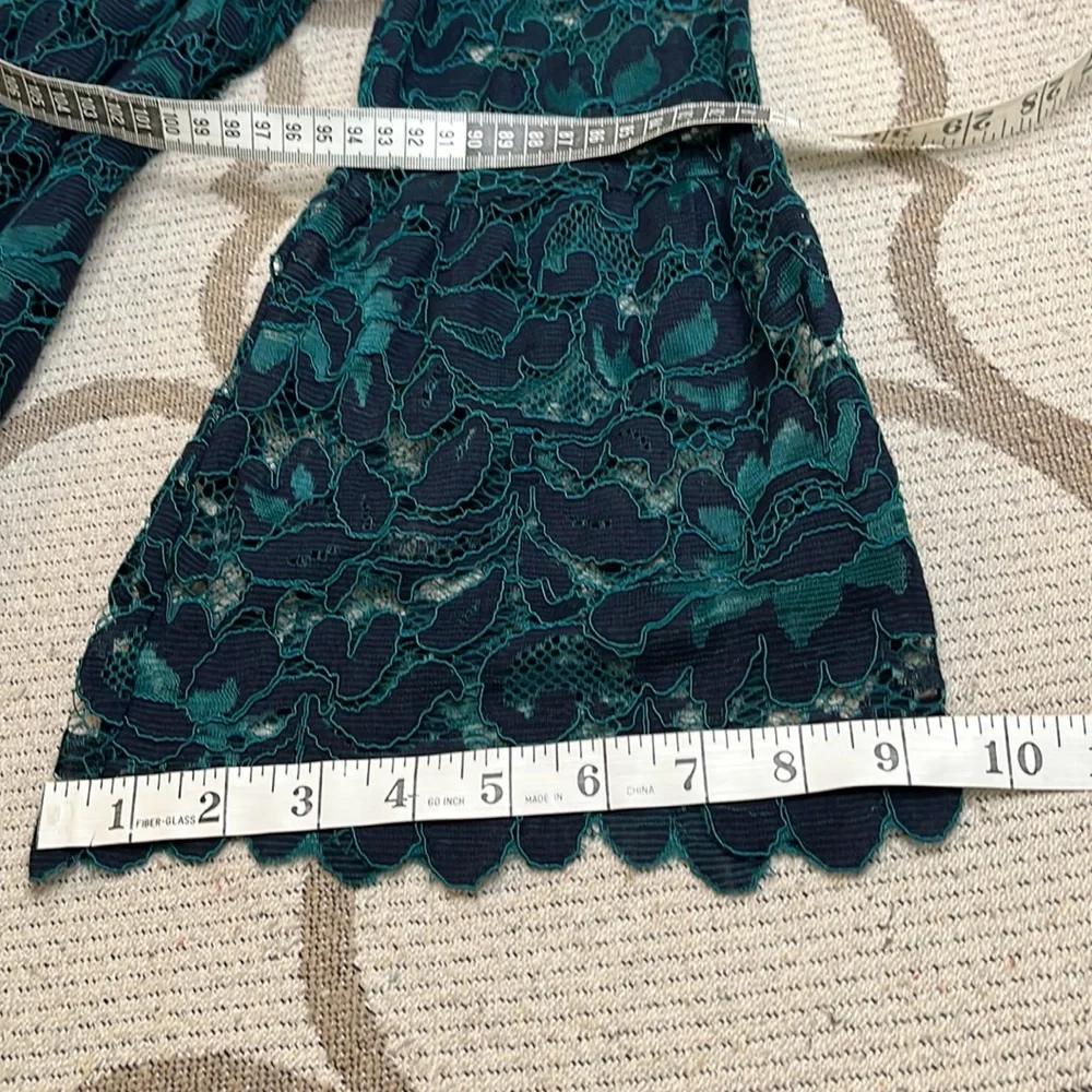 Green Lace Shift Dress with Scalloped Hem